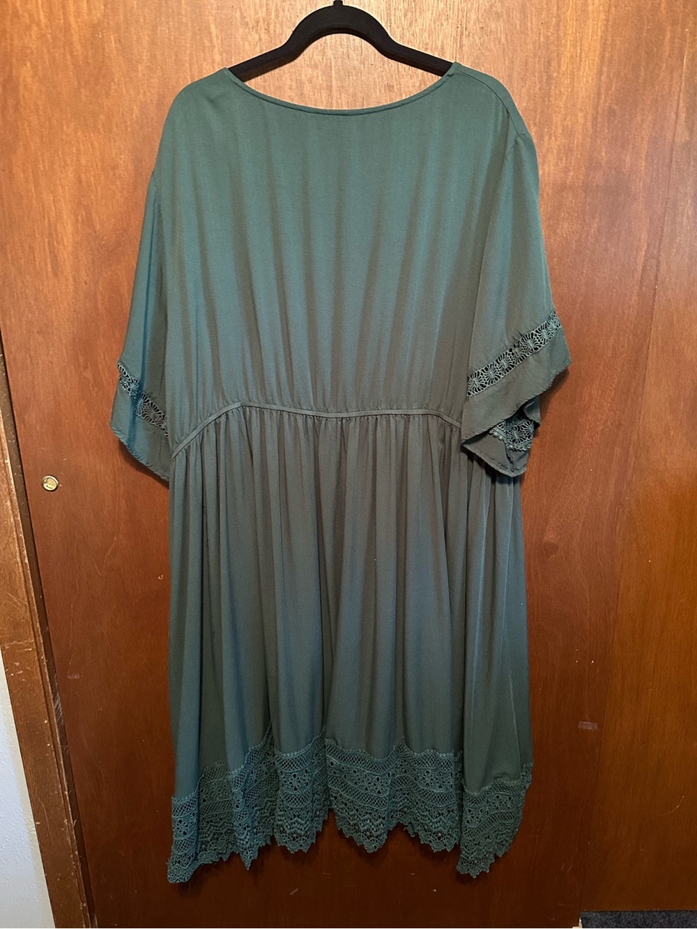 BloomChic Midi Dress - Picture 5 of 7